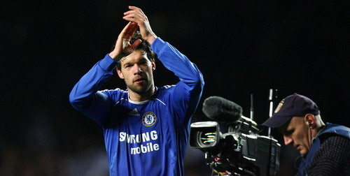 NG28圈.NG28官网- 切尔西青春风暴席卷古迪逊，帕尔默梅开二度惊艳全场  